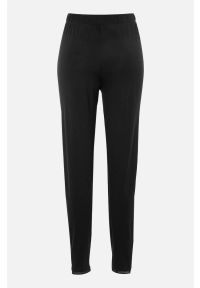 Triumph - Spodnie od piżamy Climate Control. Kolor: czarny. Materiał: włókno, bawełna, wiskoza, guma, materiał, lyocell