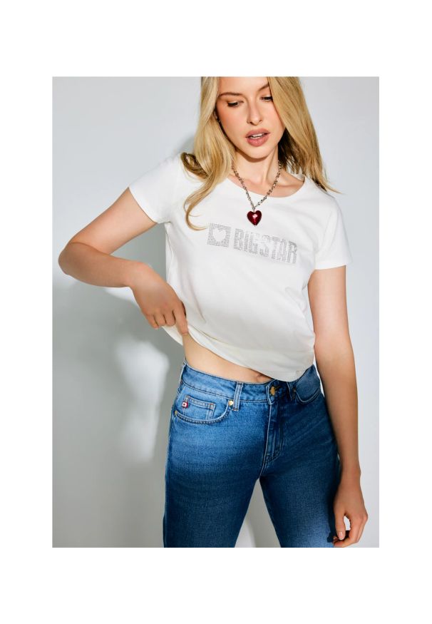 Big-Star - Koszulka damska z logo BIG STAR z cyrkonii biała Avra 100. Kolor: biały. Materiał: dzianina. Styl: klasyczny