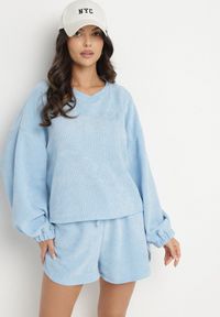 Born2be - Niebieski Dzianinowy Komplet Bluza i Szorty Novanisa. Kolor: niebieski. Materiał: dzianina