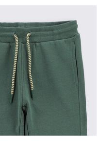 COCCODRILLO - Coccodrillo Spodnie dresowe ZC2120101FOK Zielony Regular Fit. Kolor: zielony. Materiał: bawełna #2