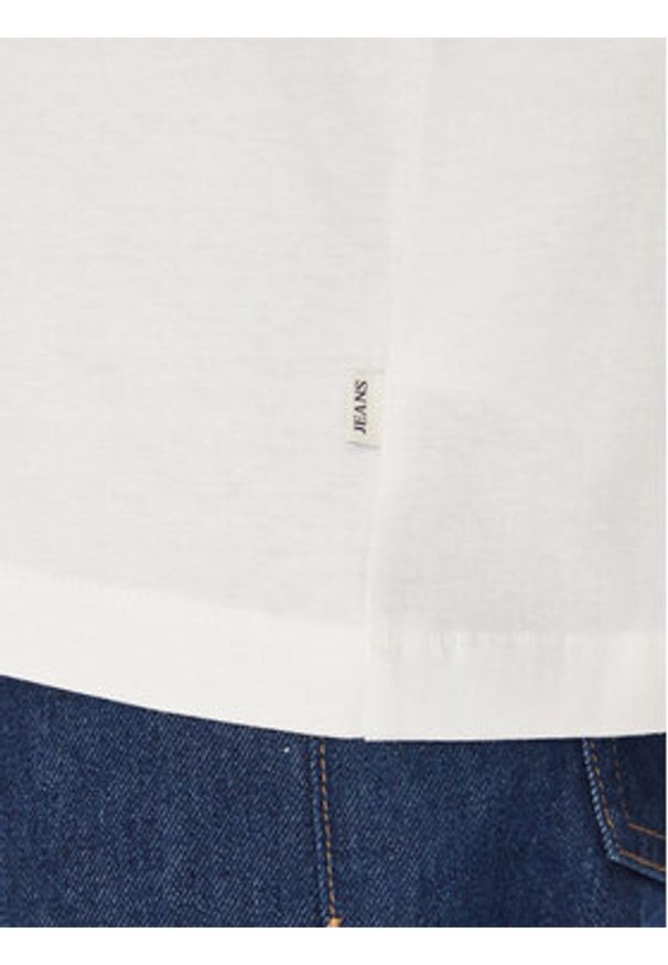 Guess Jeans T-Shirt M4YI45 K8FQ4 Biały Oversize. Kolor: biały. Materiał: bawełna