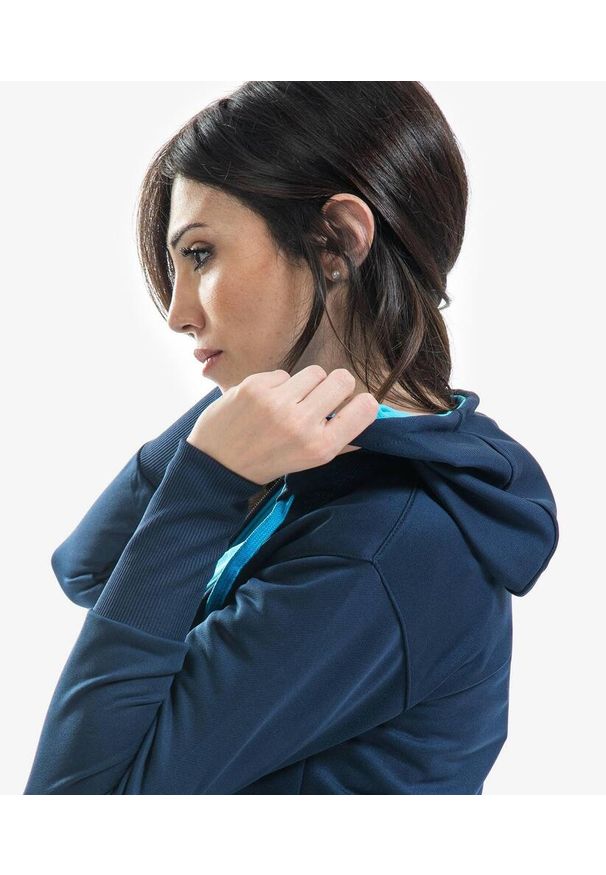 Dres Givova dla dziewczynki 2XS. Okazja: na co dzień, na uczelnię. Kolor: niebieski. Materiał: dresówka. Styl: casual, sportowy