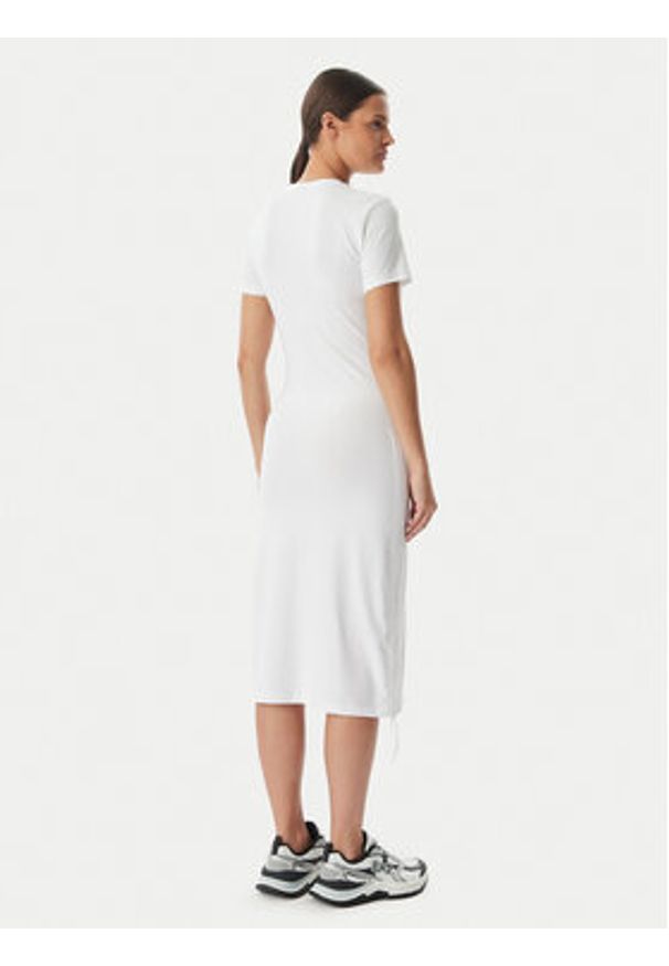 EA7 Emporio Armani Sukienka codzienna 7W001062 AF10373 U0002 Biały Regular Fit. Okazja: na co dzień. Kolor: biały. Materiał: bawełna. Typ sukienki: proste. Styl: casual