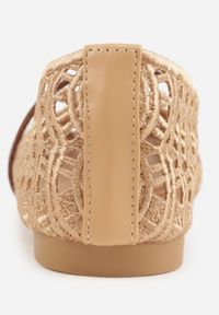 Renee - Beżowe Balerinki Mary Jane z Ażurową Cholewką Imitującą Plecionkę Timina. Zapięcie: bez zapięcia. Kolor: brązowy. Szerokość cholewki: normalna. Wzór: ażurowy. Sezon: wiosna. Styl: boho #8