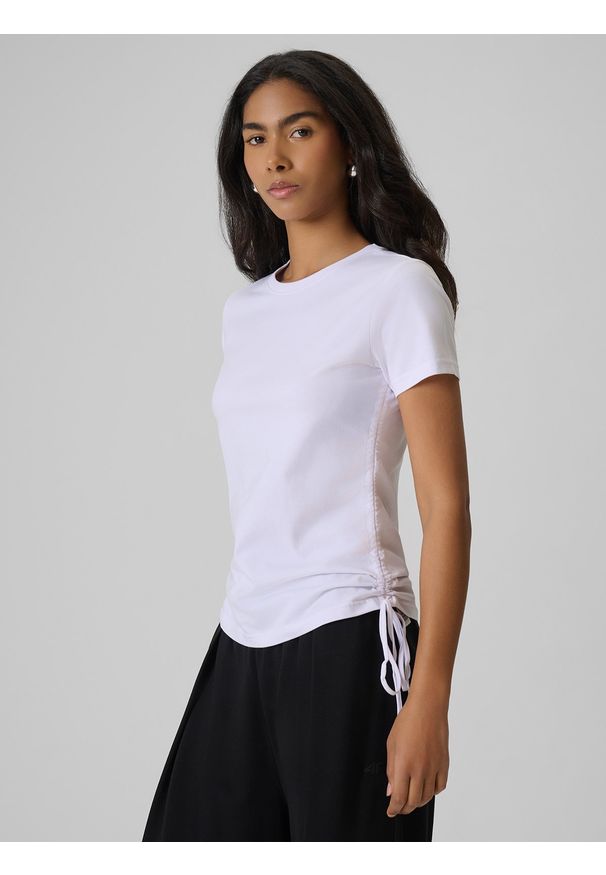 4f - 4F T-shirt slim gładki damski - biały L. Okazja: na co dzień. Kolor: biały. Materiał: bawełna, dzianina. Wzór: gładki. Styl: klasyczny, casual