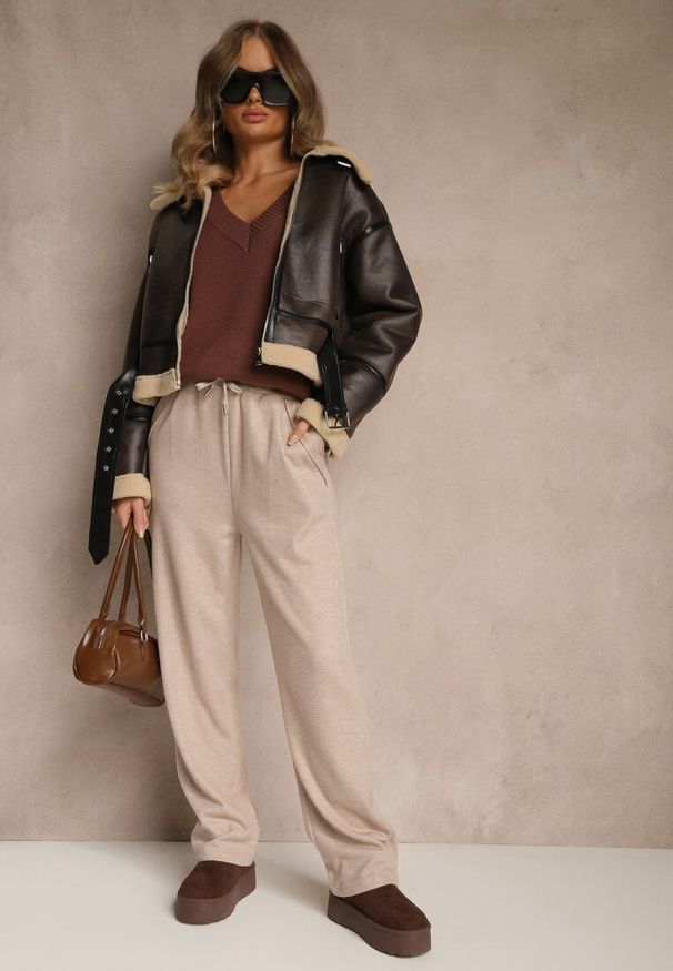 Renee - Beżowe Spodnie High Waist z Gumką i Troczkami w Pasie Rallena. Okazja: na co dzień. Stan: podwyższony. Kolor: beżowy. Styl: casual