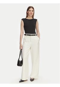 Calvin Klein Spodnie materiałowe LV044F651G Kremowy Straight Fit. Kolor: kremowy. Materiał: wiskoza #4