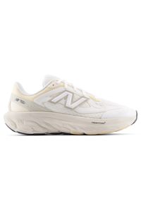 Buty damskie New Balance UTRNEA – beżowe. Okazja: na co dzień, na spacer. Kolor: beżowy. Materiał: materiał, syntetyk. Szerokość cholewki: normalna. Sport: turystyka piesza