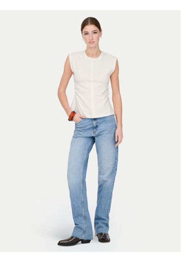 only - ONLY T-Shirt Marie 15372452 Biały Regular Fit. Kolor: biały. Materiał: bawełna