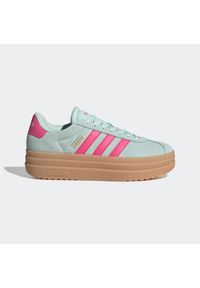 Adidas - Buty do chodzenia damskie ADIDAS VL Court. Kolor: wielokolorowy, różowy, niebieski. Materiał: zamsz, kauczuk. Szerokość cholewki: normalna. Sport: turystyka piesza