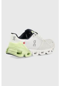 On Running - On-running buty do biegania Cloudflyer kolor biały. Kolor: biały. Materiał: tworzywo sztuczne, guma. Szerokość cholewki: normalna. Sport: bieganie