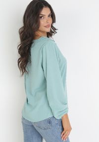 Born2be - Miętowa Bluzka z Koronką i Tkaniną Plumeti Manthe. Kolor: miętowy. Materiał: tkanina, koronka. Długość rękawa: długi rękaw. Długość: długie. Wzór: koronka #3