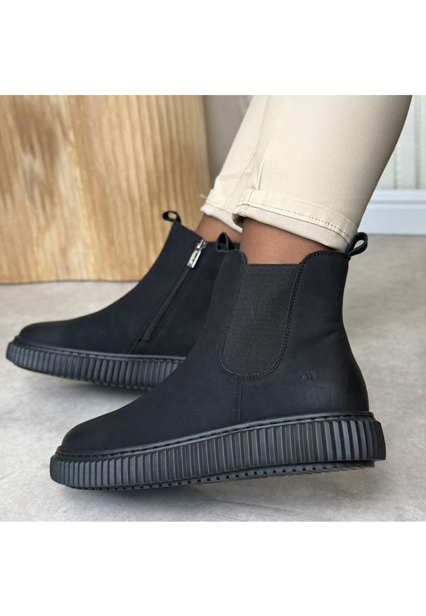 Czarne skórzane botki damskie Cambell 19340. Nosek buta: okrągły. Kolor: czarny. Materiał: skóra. Szerokość cholewki: normalna. Sezon: zima, jesień. Styl: klasyczny, elegancki