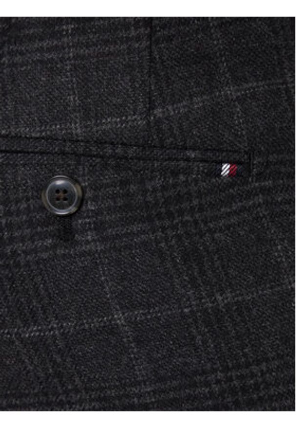 TOMMY HILFIGER - Tommy Hilfiger Chinosy Denton MW0MW40782 Szary Slim Fit. Kolor: szary. Materiał: syntetyk