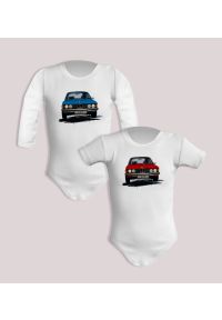 nikiniki - BMW 3 — body (Rozmiar: 3M; Długość rękawa: krótki; Kolor nadruku: czerwony; Rodzaj nadruku: BMW 3). Kolor: czerwony. Materiał: bawełna. Wzór: nadruk
