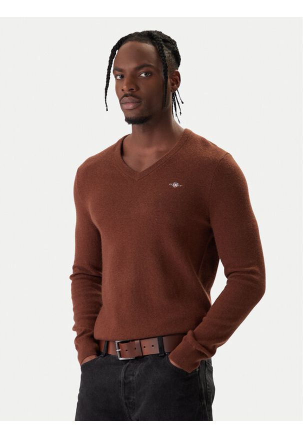 GANT - Gant Sweter 8050274 Brązowy Regular Fit. Kolor: brązowy. Materiał: wełna