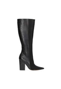 Kazar - Czarne kozaki damskie. Wysokość cholewki: przed kolano. Kolor: czarny. Materiał: skóra, nubuk. Szerokość cholewki: normalna. Wzór: gładki. Obcas: na obcasie. Wysokość obcasa: średni #1