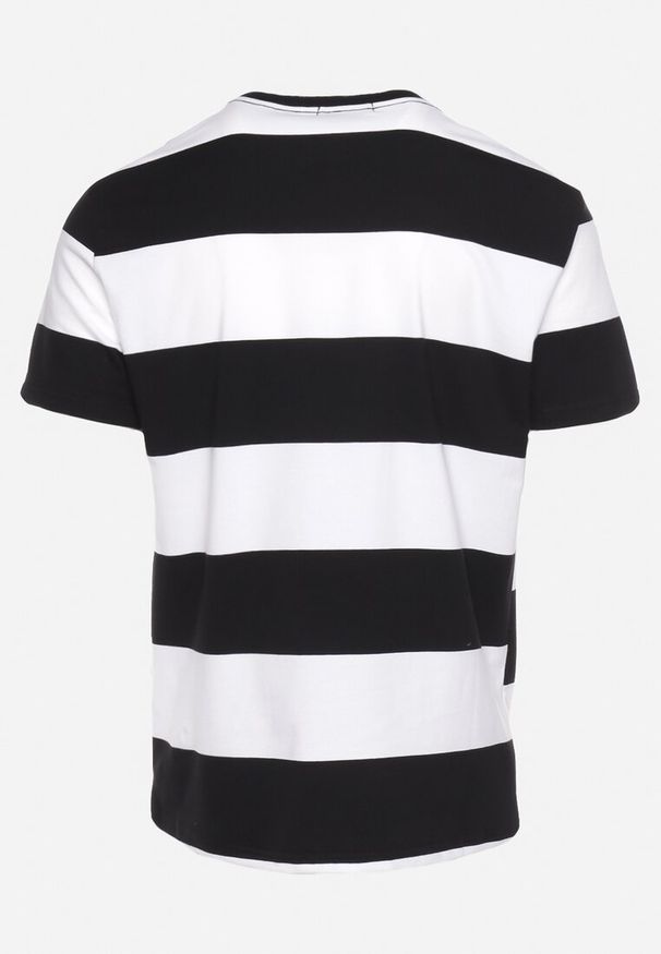 Born2be - Czarno-Biała Casualowa Koszulka z Krótkim Rękawem z Bawełny w Paski Benneli. Okazja: na co dzień. Kolor: czarny. Materiał: bawełna. Długość rękawa: krótki rękaw. Długość: krótkie. Wzór: paski. Sezon: wiosna, lato. Styl: casual