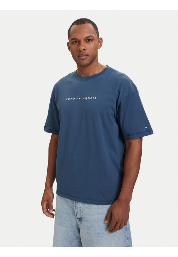 TOMMY HILFIGER - Tommy Hilfiger T-Shirt UM0UM03643 Niebieski Regular Fit. Kolor: niebieski. Materiał: bawełna