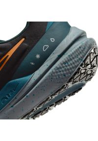 Buty do biegania męskie Nike Air Winflo 9 Shield. Okazja: na co dzień, do pracy, na spacer. Kolor: czarny. Sport: turystyka piesza #3