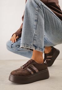 Renee - Brązowe Sneakersy na Platformie z Zamszu Naturalnego ze Skórzaną Wkładką Heizeiros. Okazja: na co dzień. Kolor: brązowy. Materiał: skóra, zamsz. Obcas: na platformie #1