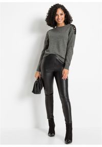 bonprix - Sweter z cienkiej dzianiny. Kolor: szary. Materiał: koronka, dzianina. Wzór: koronka
