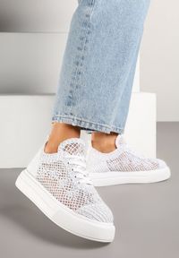 Born2be - Białe Sneakersy w Stylu Tenisówek z Siateczkową Cholewką Sunelise. Okazja: na co dzień. Kolor: biały. Materiał: jeans. Szerokość cholewki: normalna #6