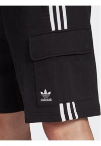 Adidas - adidas Szorty sportowe Adicolor Classics 3-Stripes Cargo Shorts IA6334 Czarny Regular Fit. Kolor: czarny. Materiał: bawełna. Styl: sportowy #2
