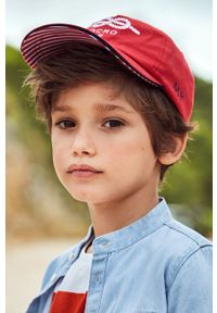 Mayoral czapka dziecięca kolor czerwony z aplikacją. Kolor: czerwony. Materiał: bawełna. Wzór: aplikacja