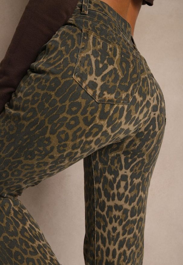 Renee - Panterkowe Jeansy Dzwony High Waist z Bawełny Enerre. Okazja: na spacer, na co dzień. Stan: podwyższony. Wzór: motyw zwierzęcy. Styl: casual