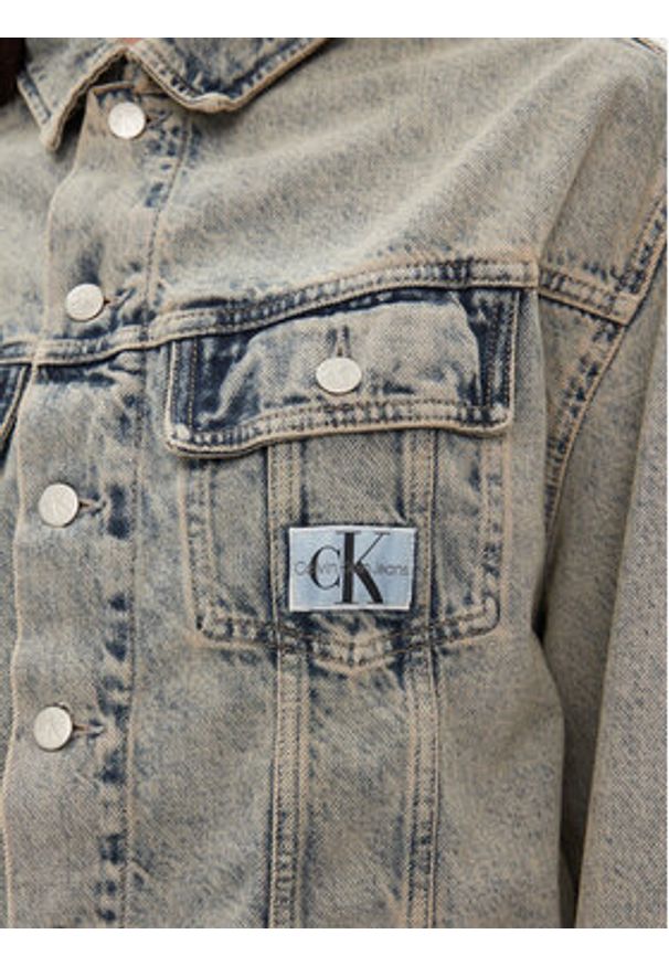 Calvin Klein Jeans Kurtka jeansowa J20J222501 Niebieski Boxy Fit. Kolor: niebieski. Materiał: bawełna