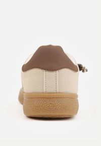 Born2be - Ciemnobeżowe Sneakersy w Stylu Tenisówek z Koralikami Charnara. Okazja: na co dzień. Kolor: beżowy. Materiał: dresówka. Wzór: aplikacja #8
