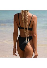 Intica - Bikini z regulowanym wiązaniem na plażę Sista. Kolor: brązowy. Materiał: materiał #2