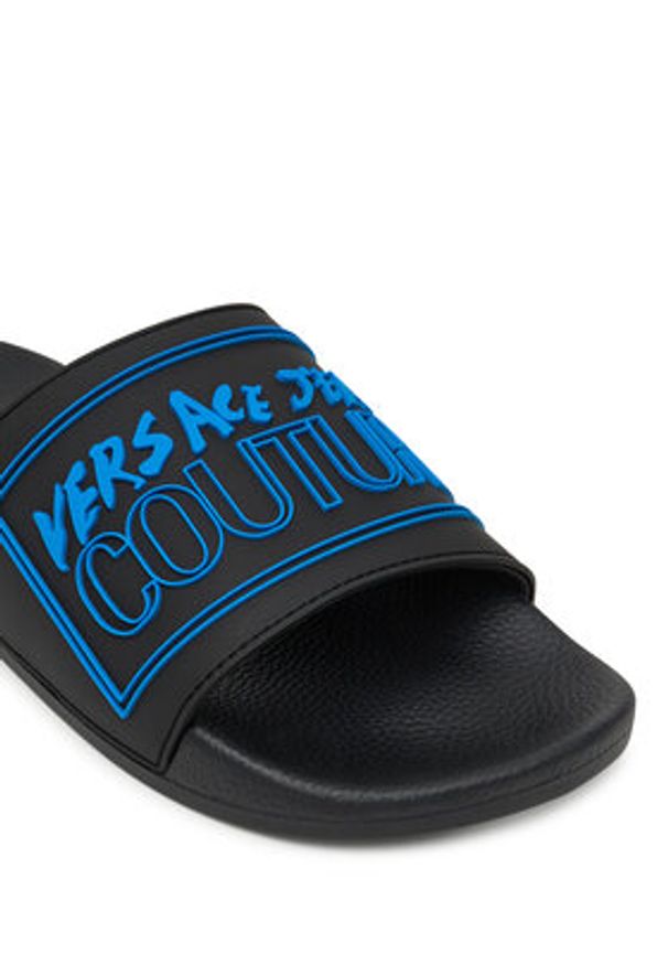 Versace Jeans Couture Klapki 0YA3SQ3 ZSC22 899 Czarny. Kolor: czarny. Materiał: syntetyk