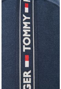 TOMMY HILFIGER - Tommy Hilfiger - Bluza. Okazja: na co dzień. Typ kołnierza: bez kaptura. Kolor: niebieski. Materiał: bawełna, poliester, dzianina. Wzór: gładki. Styl: casual #5