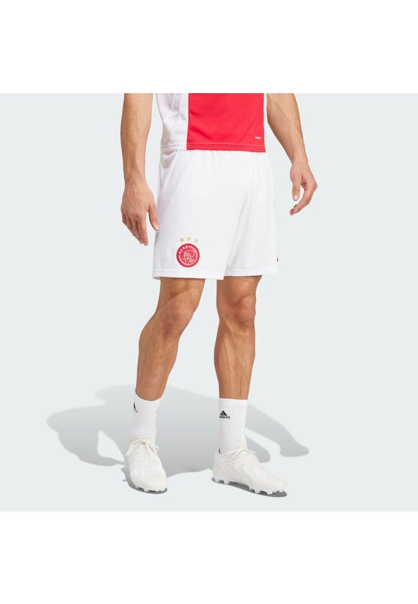Adidas - Szorty Ajax Amsterdam 24/25 Home. Kolor: biały. Materiał: materiał. Sport: piłka nożna
