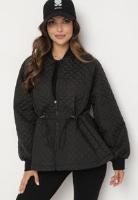 Born2be - Czarna Kurtka Pikowana Bomberka Ellieanna. Kolor: czarny. Styl: elegancki #1