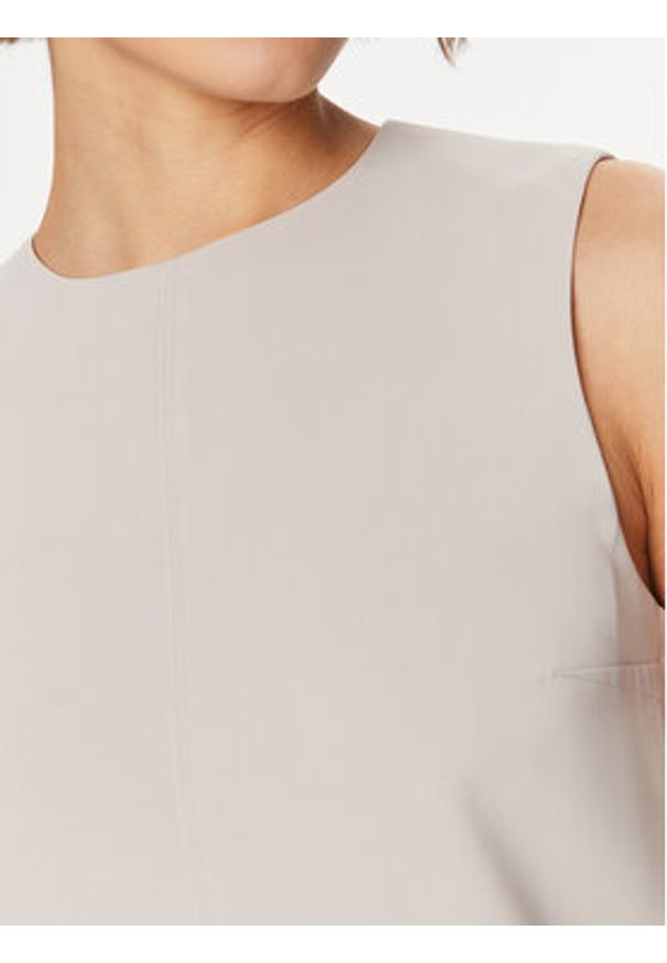 Calvin Klein Sukienka codzienna K20K207257 Beżowy Slim Fit. Okazja: na co dzień. Kolor: beżowy. Materiał: syntetyk. Typ sukienki: proste. Styl: casual
