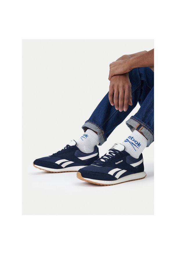 Sneakersy Reebok. Kolor: niebieski