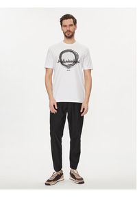 BOSS - Boss T-Shirt 50506372 Biały Regular Fit. Kolor: biały. Materiał: bawełna #5