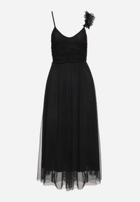 Born2be - Czarna Sukienka na Ramiączkach z Gumką w Talii i Falbanką Watalia. Okazja: na imprezę. Kolor: czarny. Materiał: materiał. Długość rękawa: na ramiączkach. Sezon: lato #4