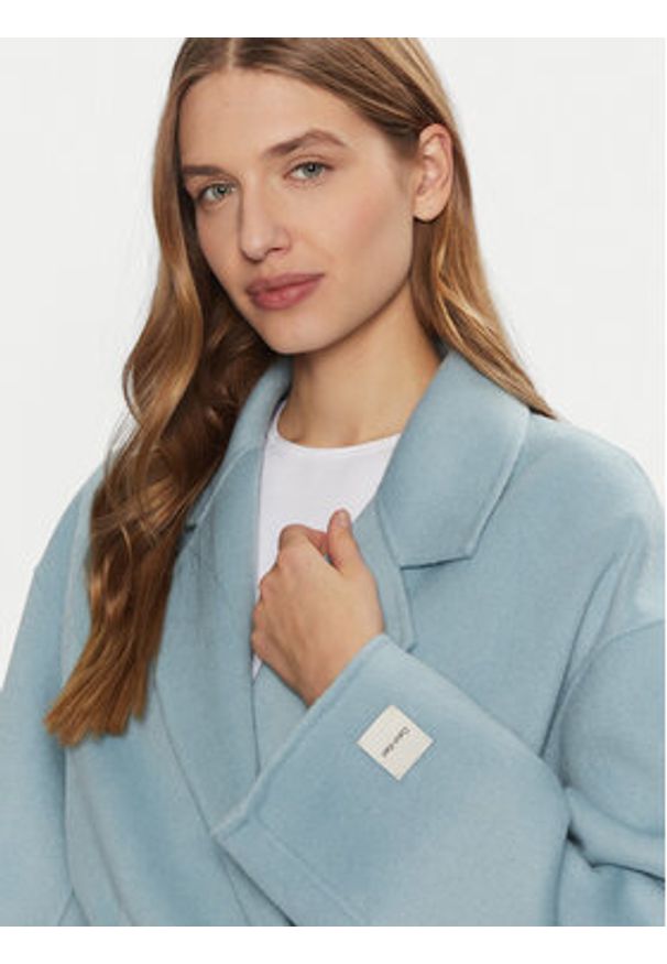 Calvin Klein Płaszcz wełniany K20K207813 Błękitny Regular Fit. Kolor: niebieski. Materiał: syntetyk
