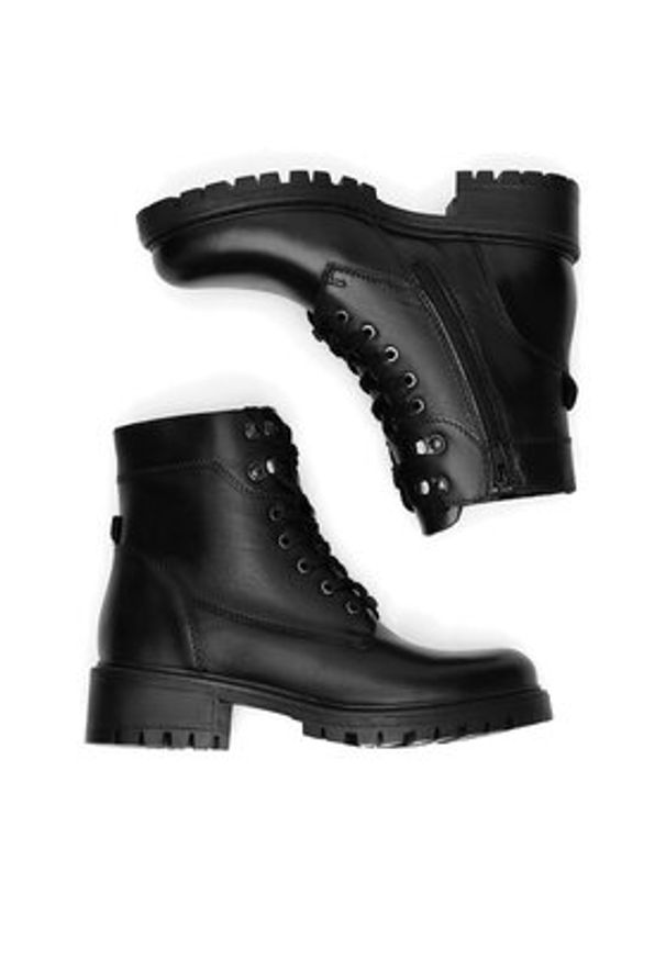 Lasocki Trzewiki WI16-D-466-01 Czarny. Kolor: czarny. Materiał: skóra