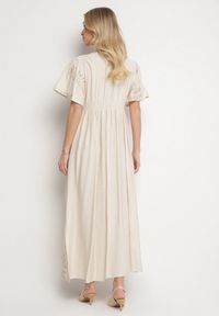 Born2be - Beżowa Wiskozowa Sukienka z Metalicznymi Haftami Helvesia. Okazja: na co dzień. Typ kołnierza: dekolt w kształcie V. Kolor: beżowy. Materiał: wiskoza. Wzór: haft. Styl: casual, elegancki #3