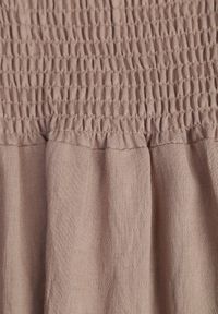 Renee - Beżowa Sukienka z Wiskozy o Rozkloszowanym Kroju z Bufiastymi Rękawkami Rosena. Kolor: beżowy. Materiał: wiskoza. Długość rękawa: krótki rękaw. Sezon: lato. Typ sukienki: rozkloszowane. Długość: maxi #3