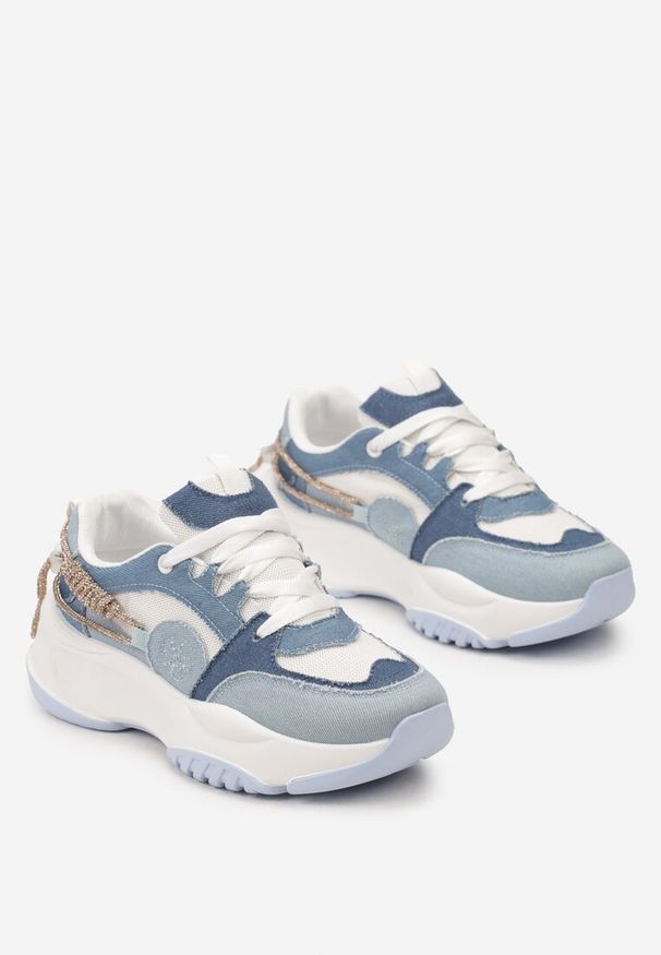 Born2be - Niebieskie Sneakersy z Ozdobnym Sznurkiem i Cyrkoniami Junilo. Kolor: niebieski