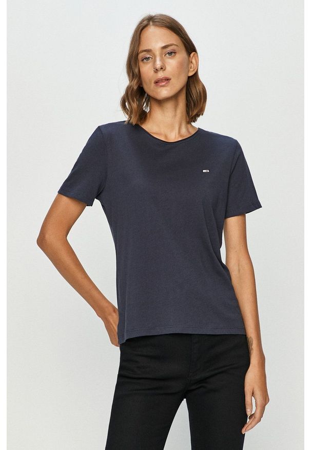 Tommy Jeans - T-shirt. Okazja: na co dzień. Kolor: niebieski. Materiał: dzianina. Wzór: gładki. Styl: casual