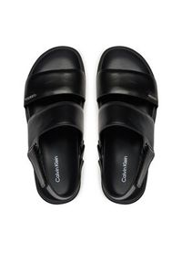 Calvin Klein Sandały Flat Sandal Calvin Mtl Lth HW0HW01984 Czarny. Kolor: czarny
