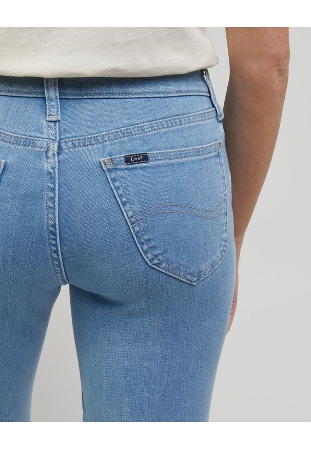Lee - LEE ULC STRAIGHT DAMSKIE SPODNIE JEANSOWE JEANSY LT LINE L34FBJC90 112333336