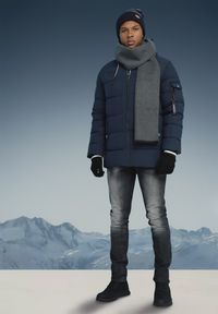 Born2be - Granatowa Pikowana Kurtka z Odpinanym Kapturem i Ściągaczami w Paski przy Rękawach Atinthea. Okazja: na co dzień. Kolor: niebieski. Materiał: jeans. Wzór: paski. Styl: elegancki, casual #5